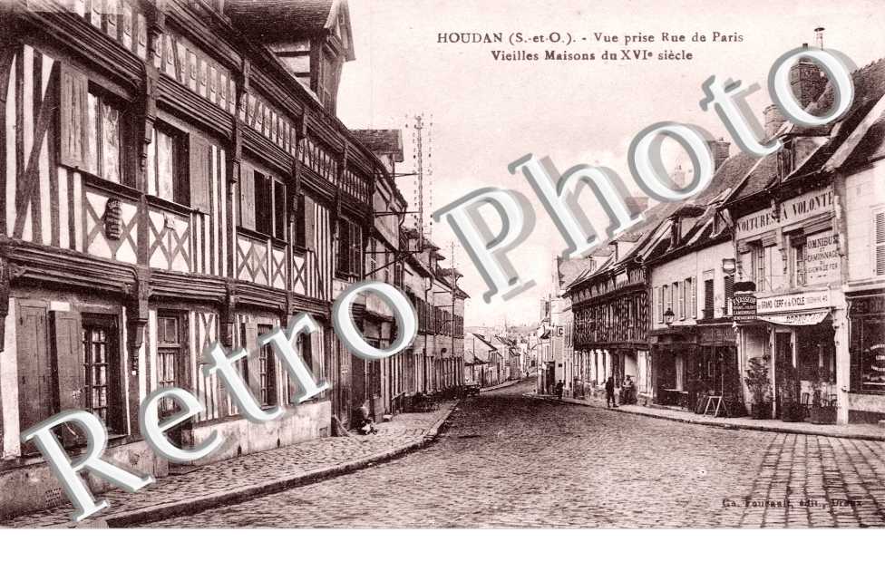 rue de Paris, vieilles maisons