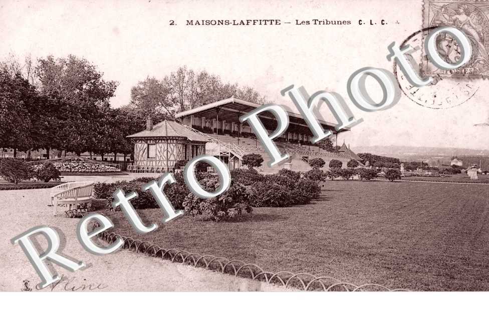 Les Tribunes