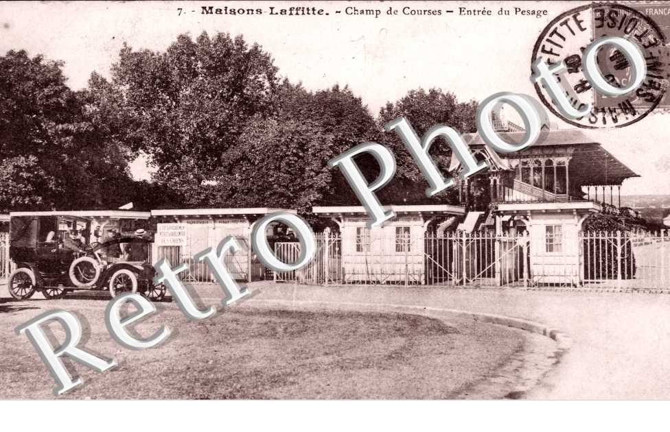 Champ de Courses, le Pesage