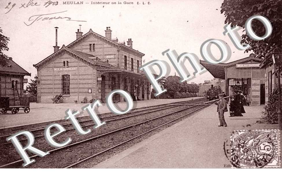 l&#039;Interieur de la Gare