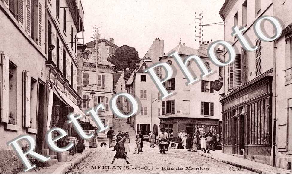 la Rue de Mantes