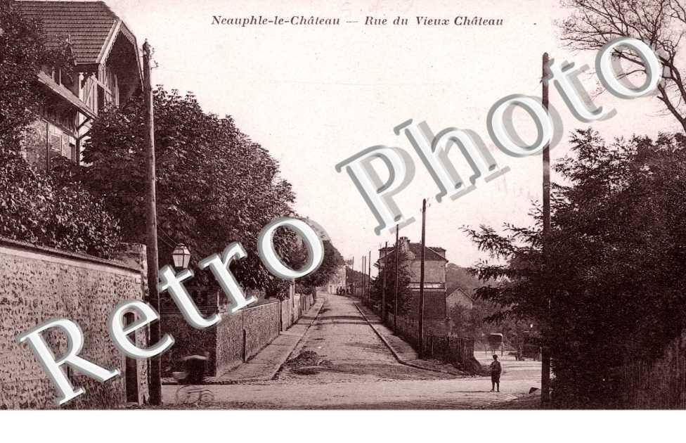 la Rue du Vieux-Chateau