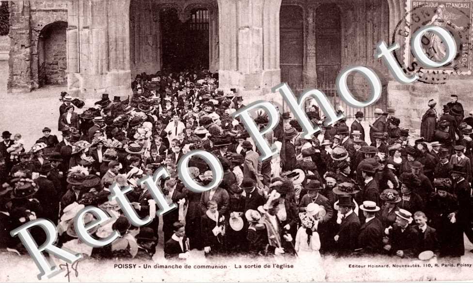 Un dimanche de communion - sortie de l&#039;eglise