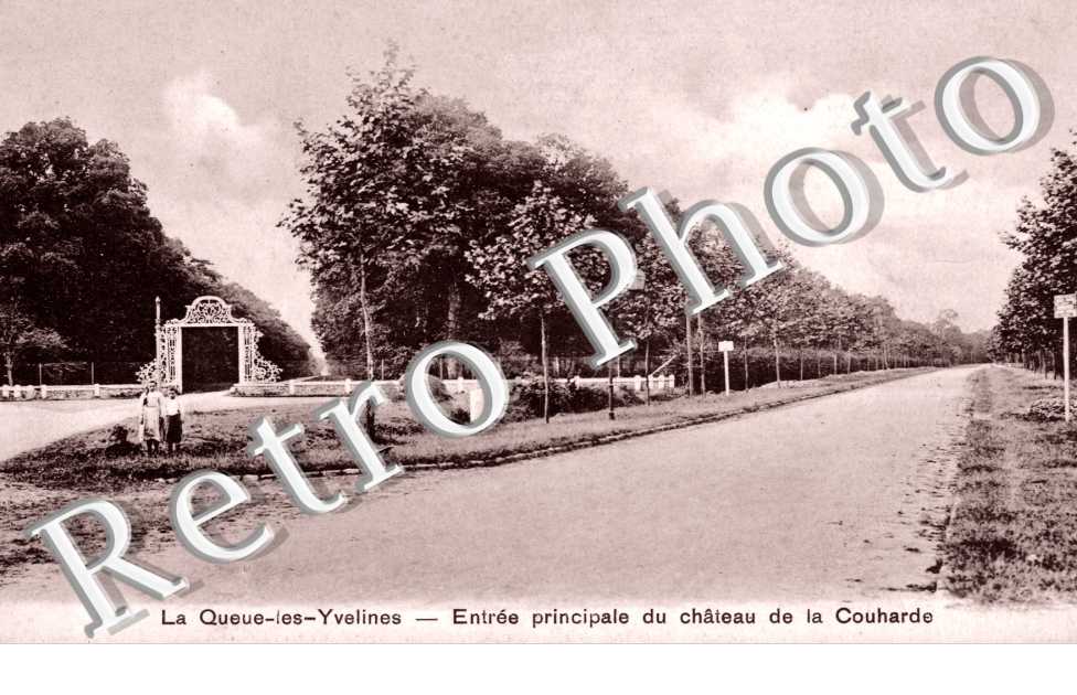 Entree principale du chateau de la Couharde