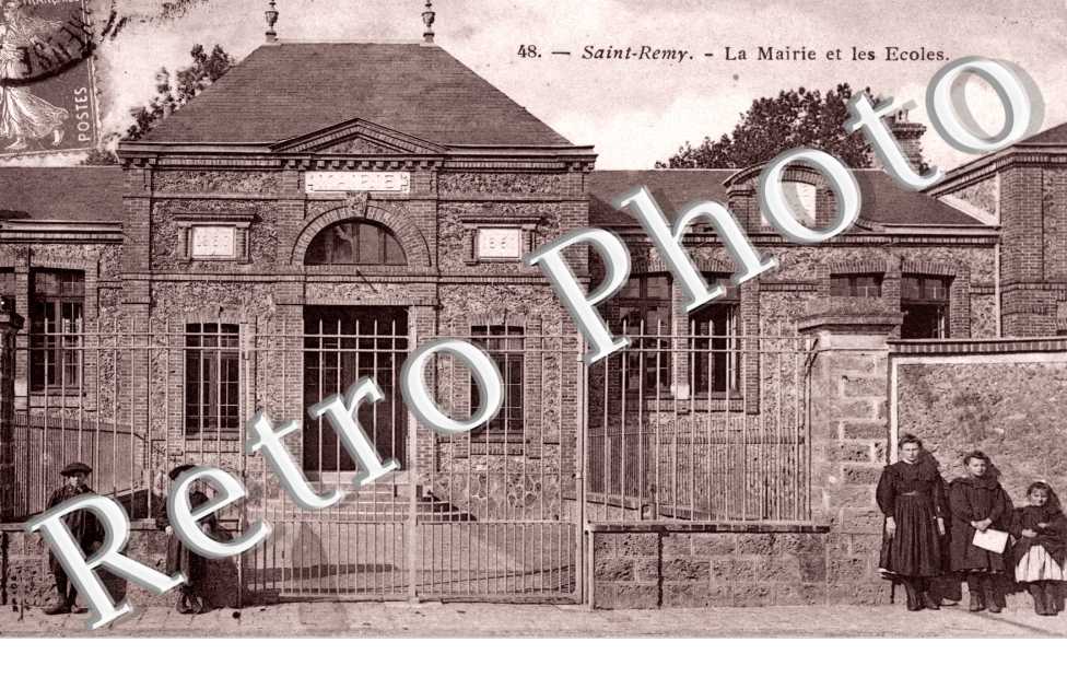La Mairie et les Ecoles