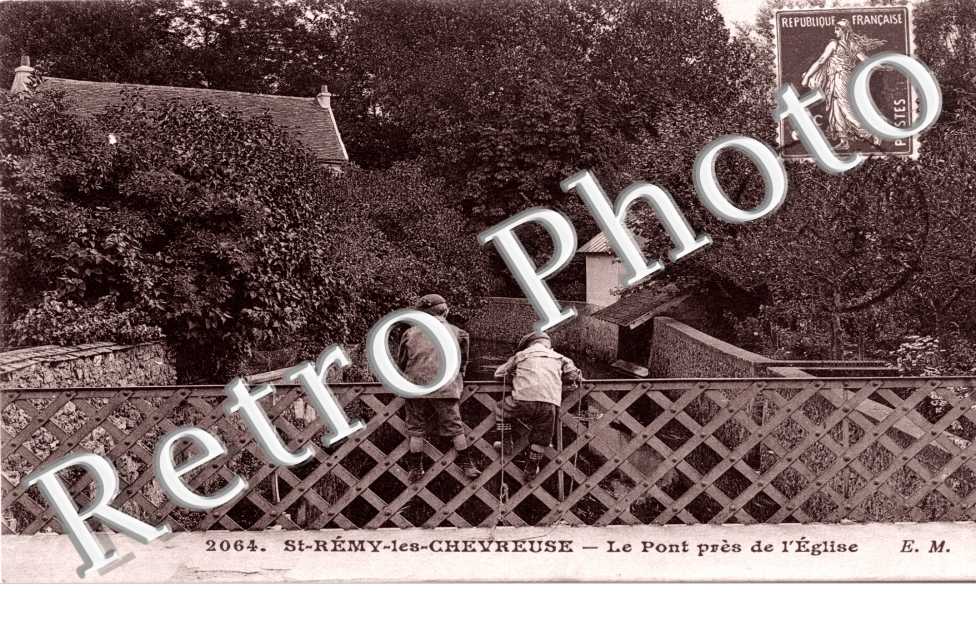 le pont pres de l&#039;eglise