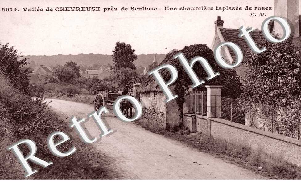 Une Chaumiere tapissee de Roses