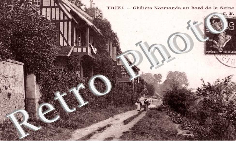 Chalets Normands au bord de la Seine