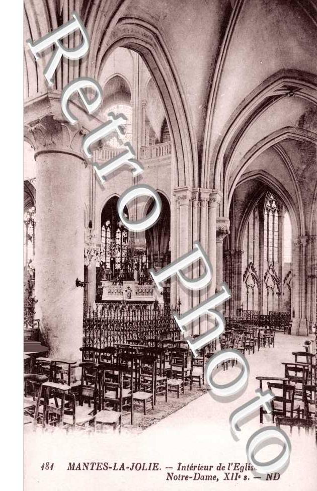 Intérieur de l&#039;Eglise Notre Dame