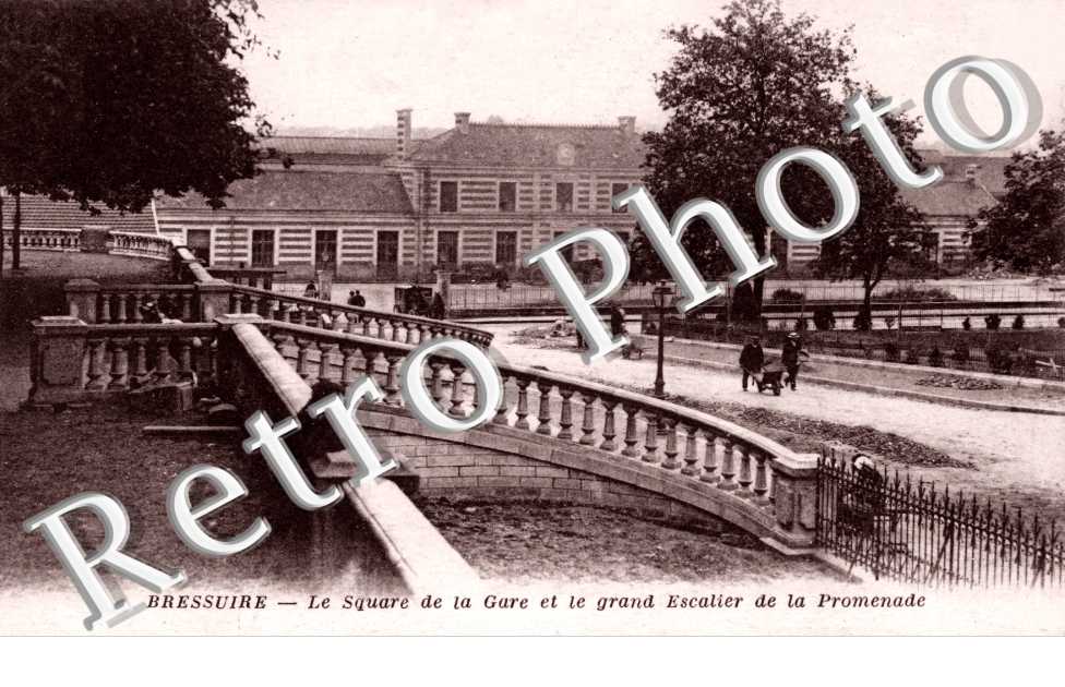 le square de la gare