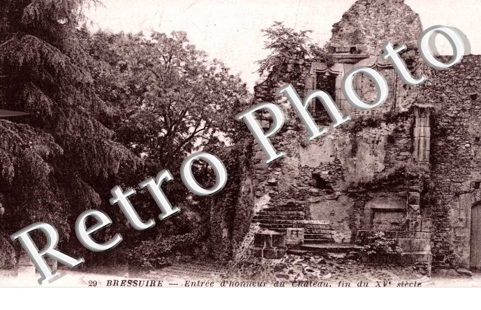 entree d'honneur du chateau