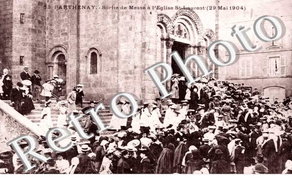 la Sortie de Messe a l'Eglise Saint-Laurent, le 29 mai 1904