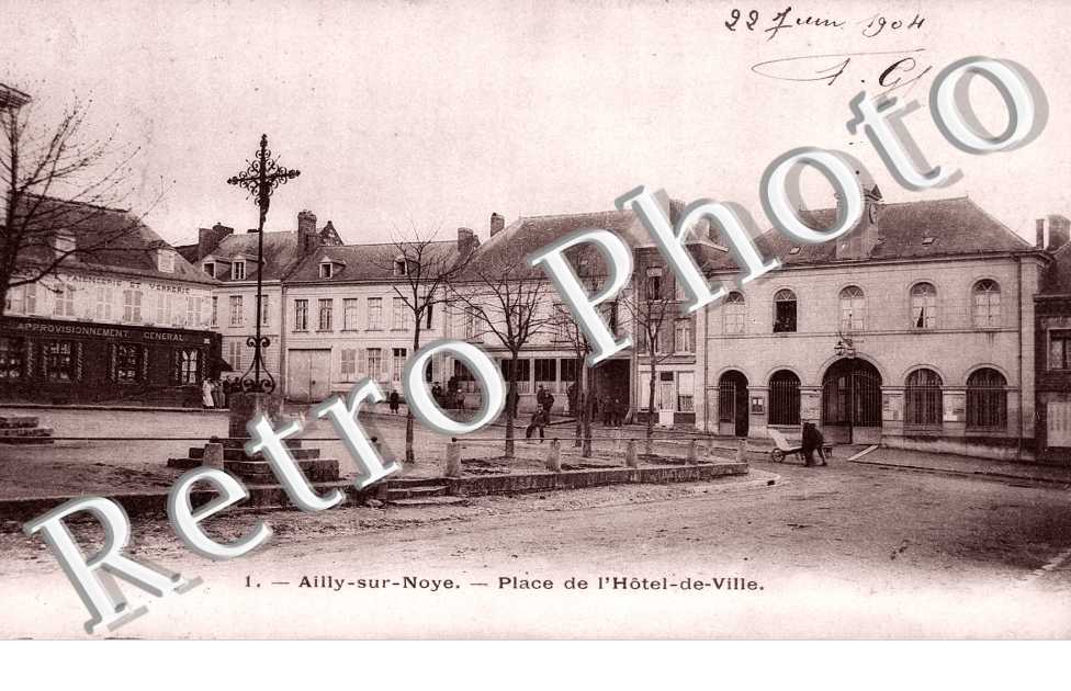 la Place de l&#039;Hôtel-de-Ville