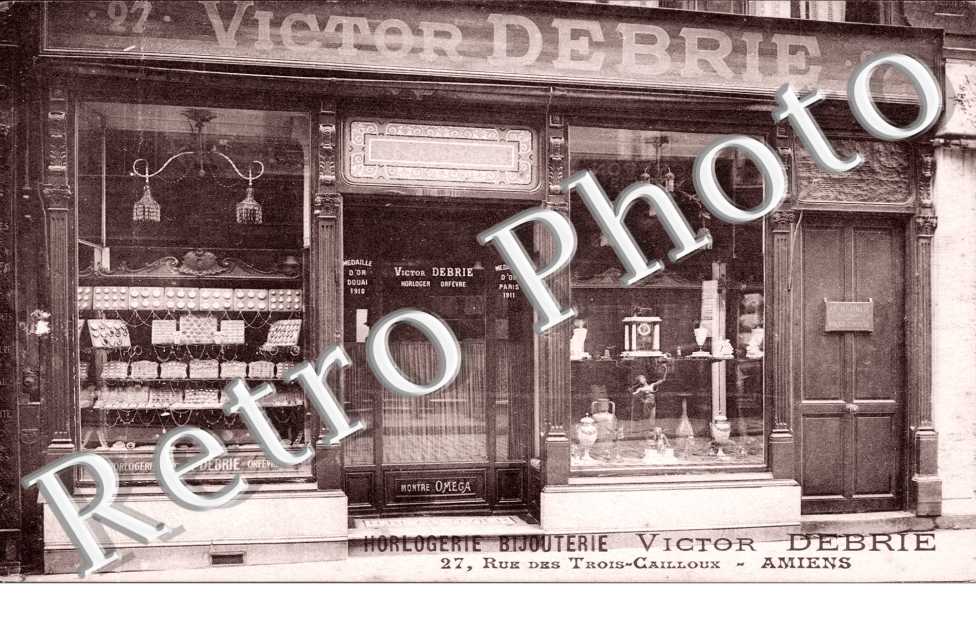Rue des Trois-Cailloux - Horlogerie-Bijouterie Victor Debrie
