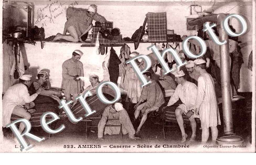 Caserne, Scene de Chambree