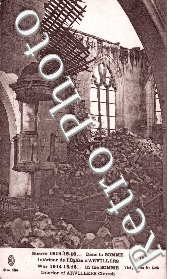 Interieur de l&#039;Eglise apres le bombardement