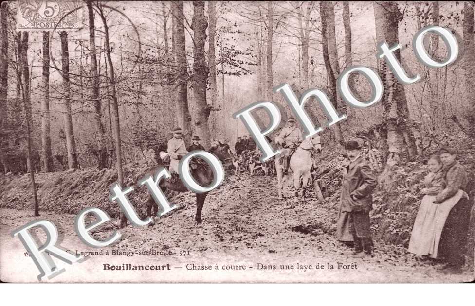 Chasse a courre - dans une Laye de la foret