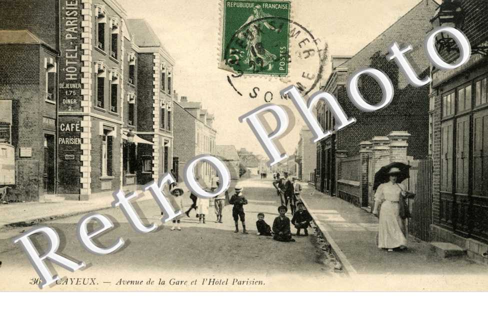 L'Avenue de la Gare et l'Hôtel Parisien