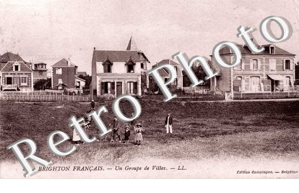 un groupe de villa