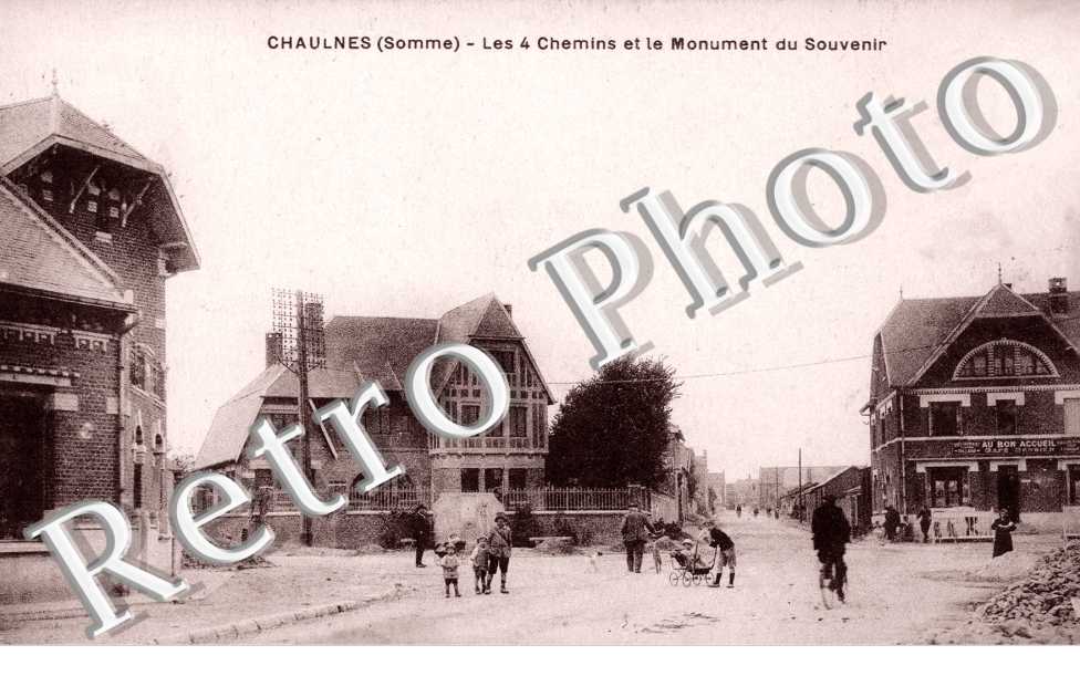 Les 4 Chemin et le Monument du Souvenir