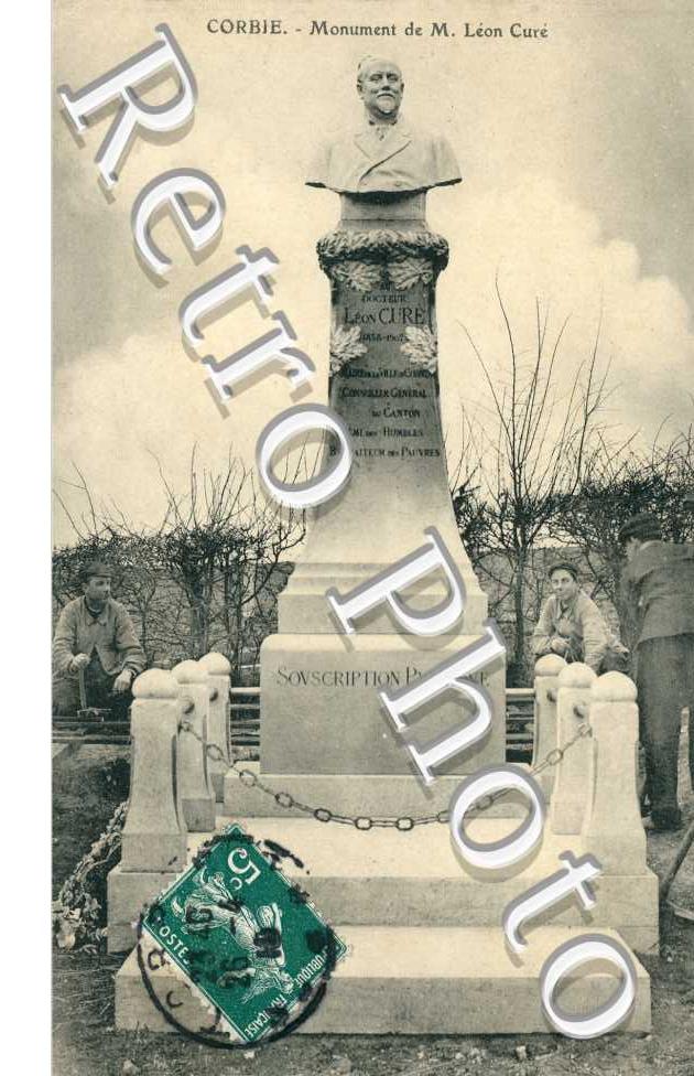 Monument de Leon Cure