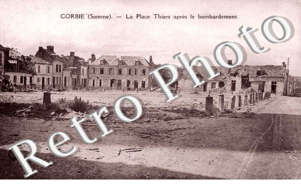 Place Thiers apres le bombardement
