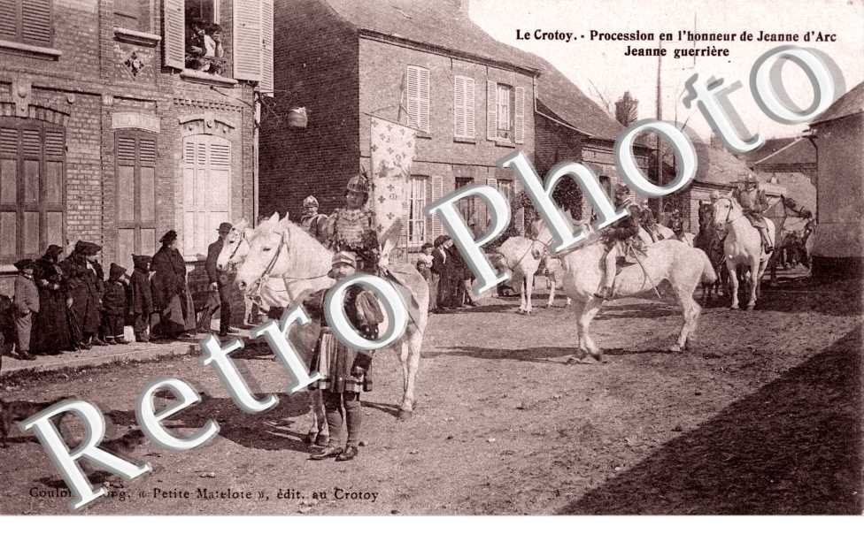 Procession en l'honneur de Jeanne d'Arc. Jeanne Guerrière