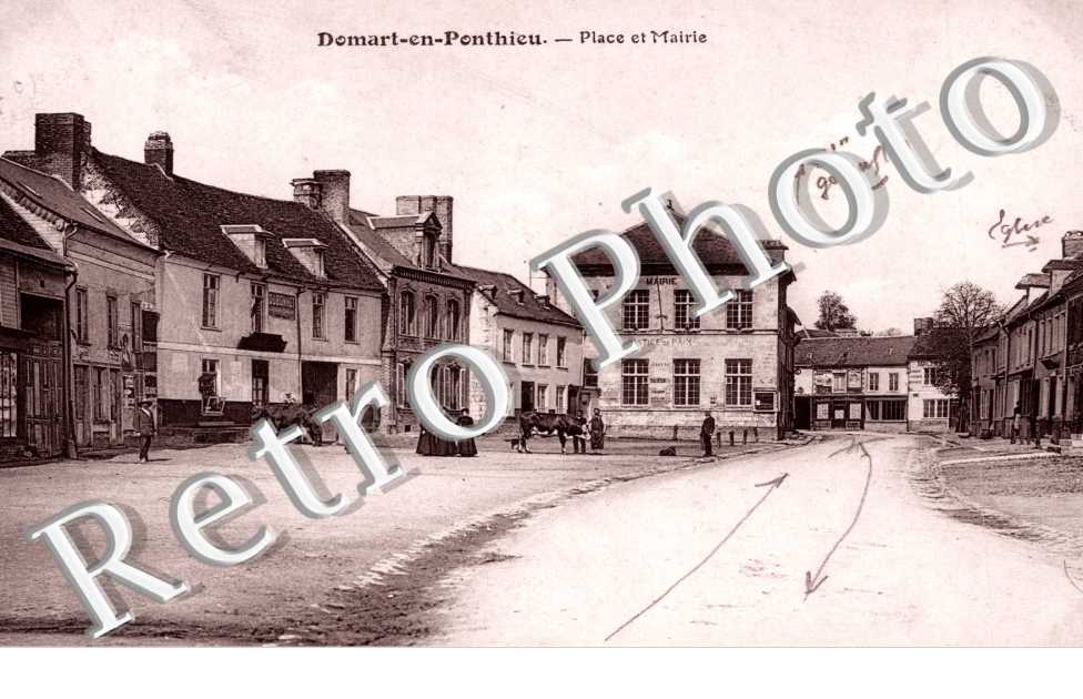 la Place et la Mairie