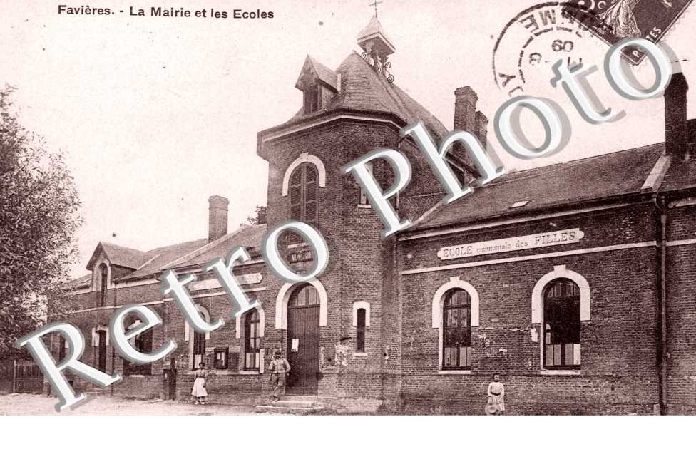 la Mairie et les Ecoles