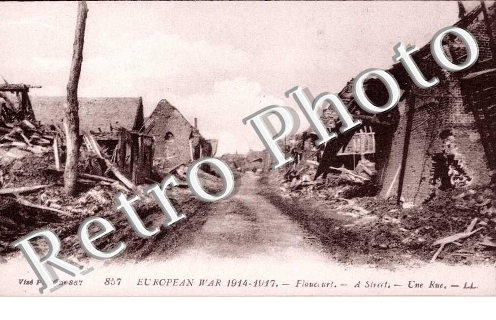 Une Rue - Ruines