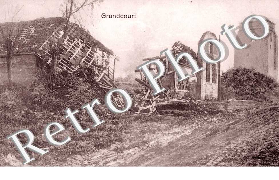 ( le village detruit)