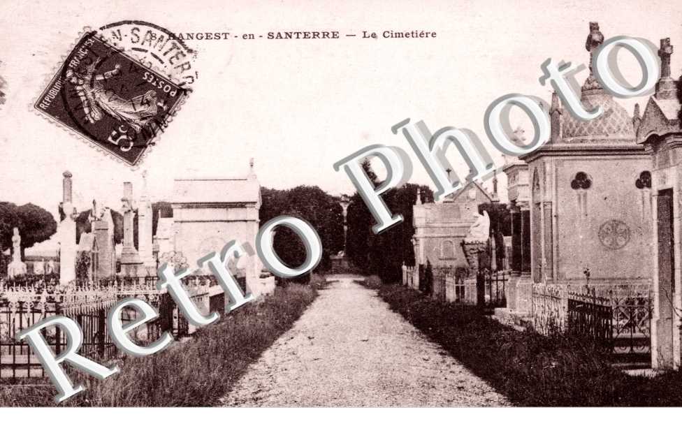 Le Cimetiere