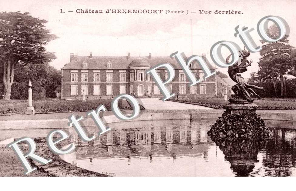 Le Chateau, Vue derriere