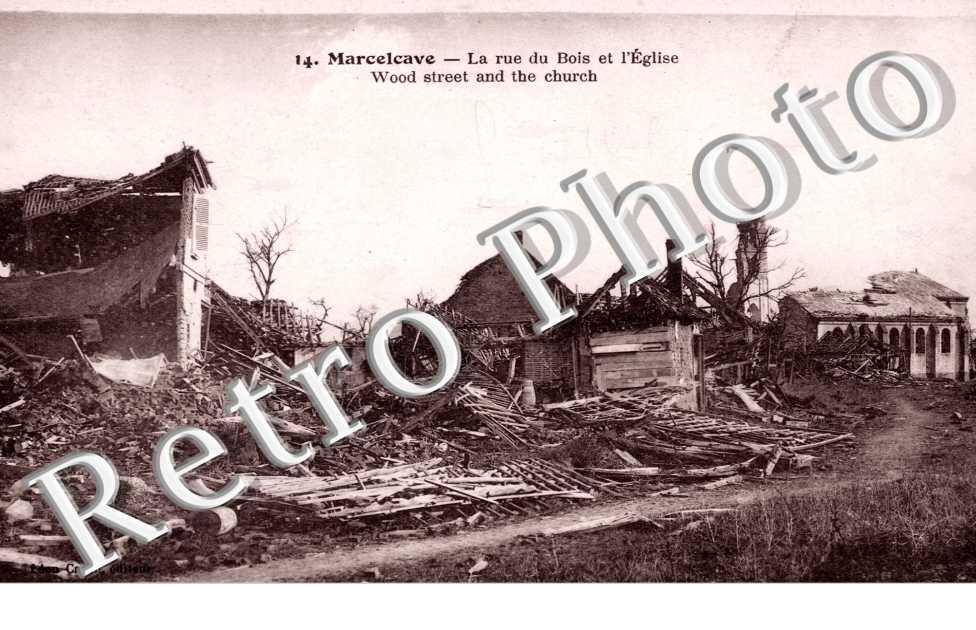 La rue du Bois et l&#039;Eglise - Ruines