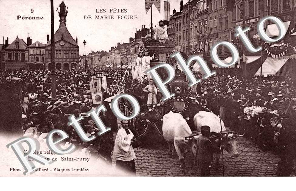 le cortege religieux- le char de Saint-Fursy