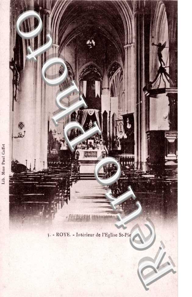 Interieur de l&#039;eglise Saint Pierre
