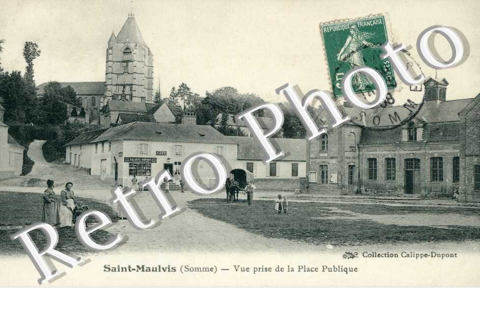 Vue prise de la Place Publique