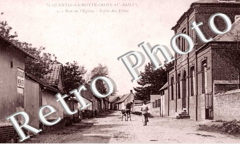 Rue de l&#039;Eglise, Ecole des Filles