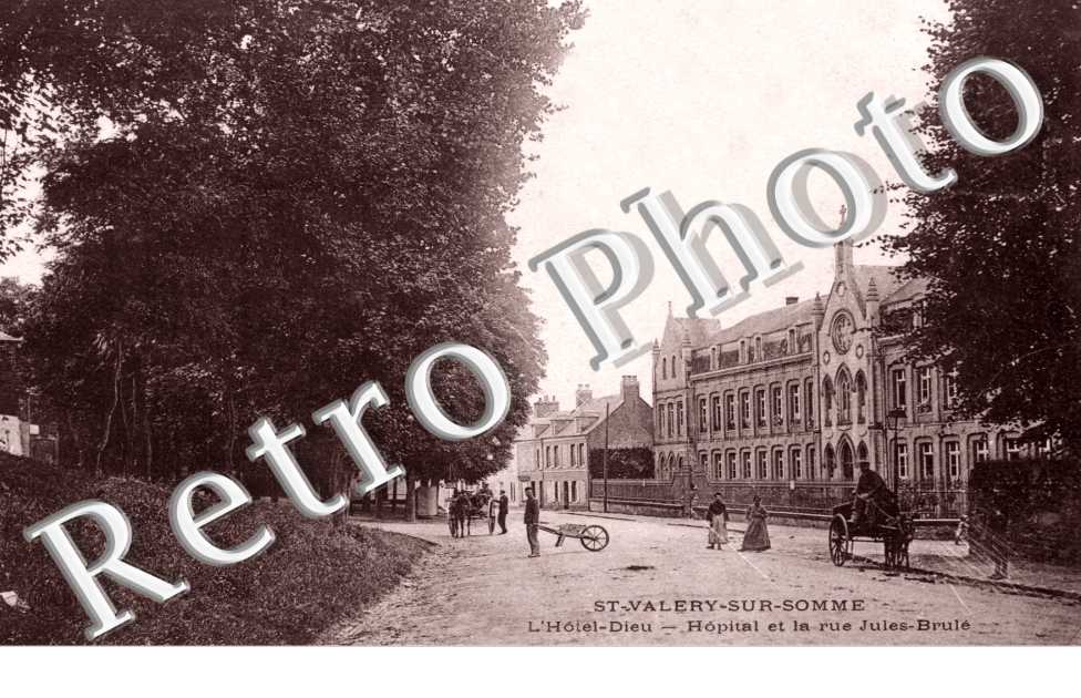 l&#039;hotel Dieu Hopital et la rue Jules Brule