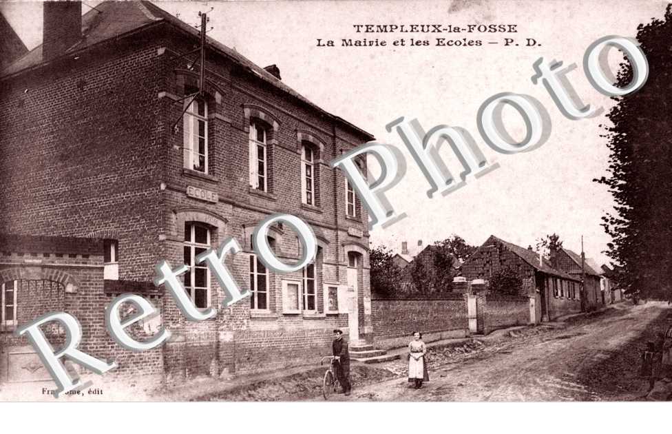 la mairie et les ecoles