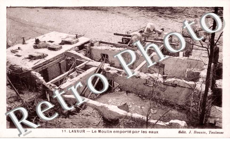 Moulin emporte par les eaux