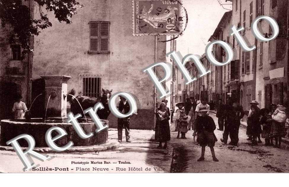 Place Neuve - Rue Hotel de Ville