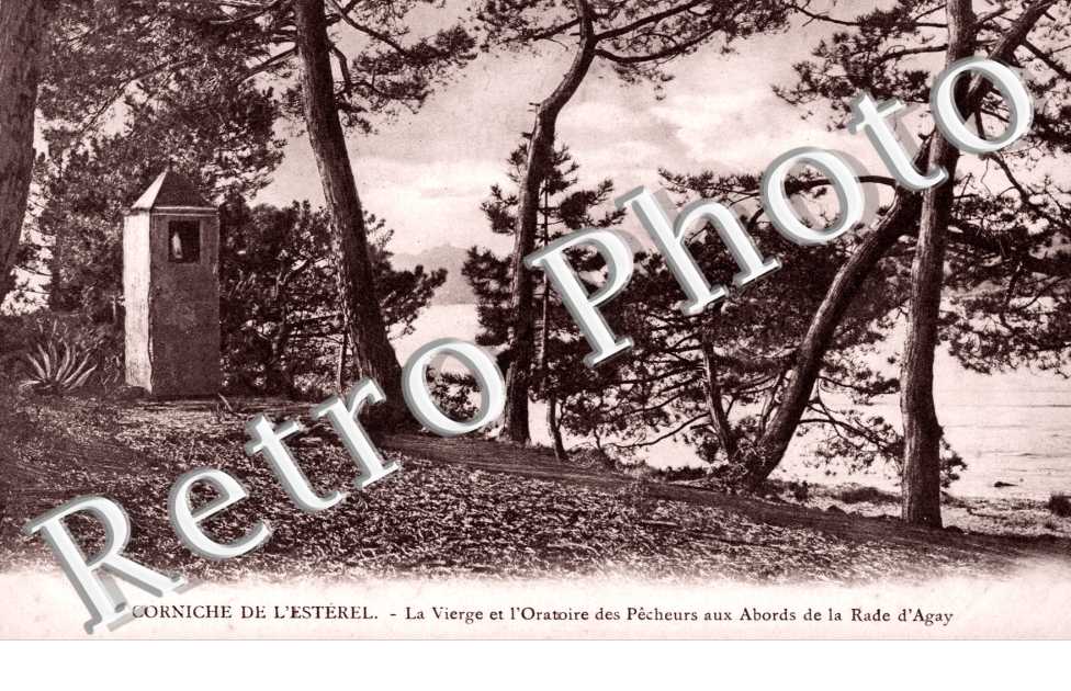 la Corniche de l&#039;Esterel, la Vierge et l&#039;Oratoire des Pecheurs aux Abords de la Rade d&#039;Agay