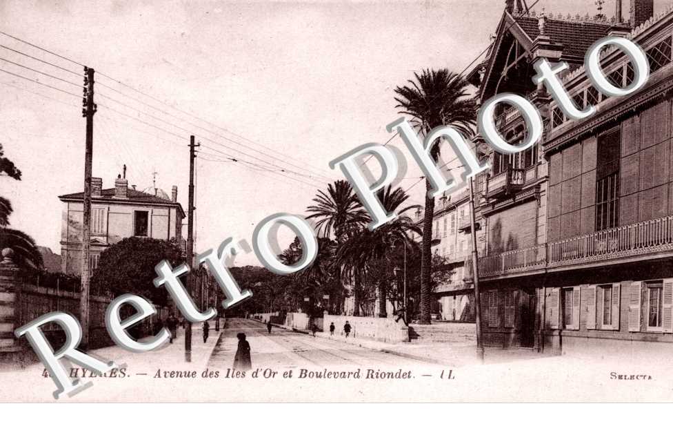 Avenue des Iles d&#039;Or et Boulevard Riondet