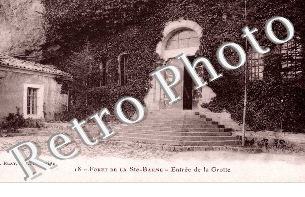 Foret de la Sainte Baume et Entree de la Grotte