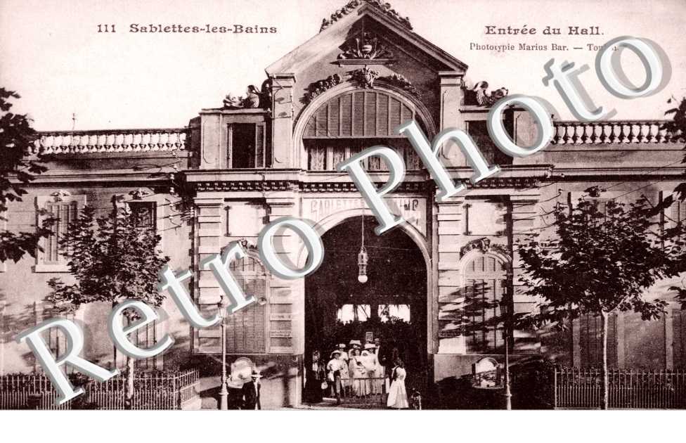 Entree du Hall de Sablettes les Bains