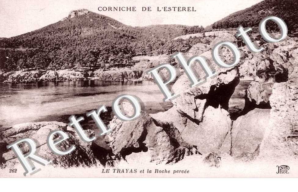 La Corniche de l&#039;Esterel, La Roche Trouee