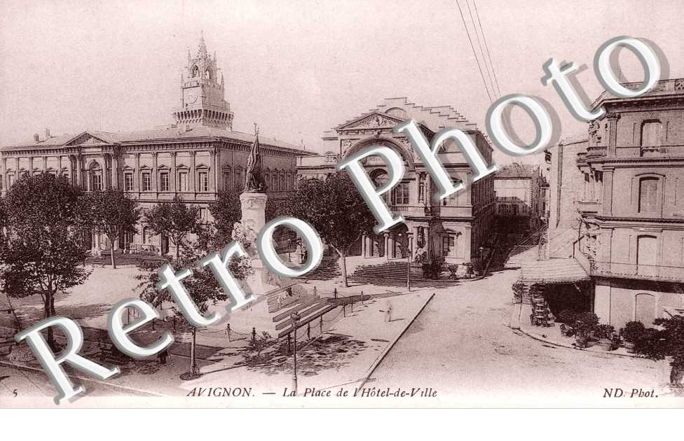 la place de l&#039;hôtel de ville