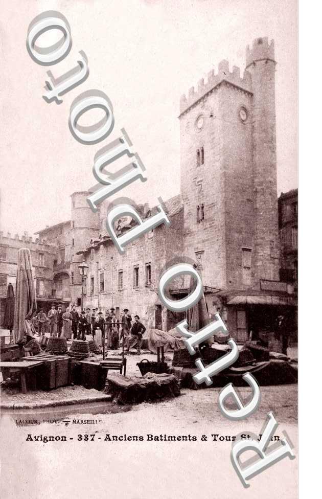 Anciens Batiments et Tour St Jean