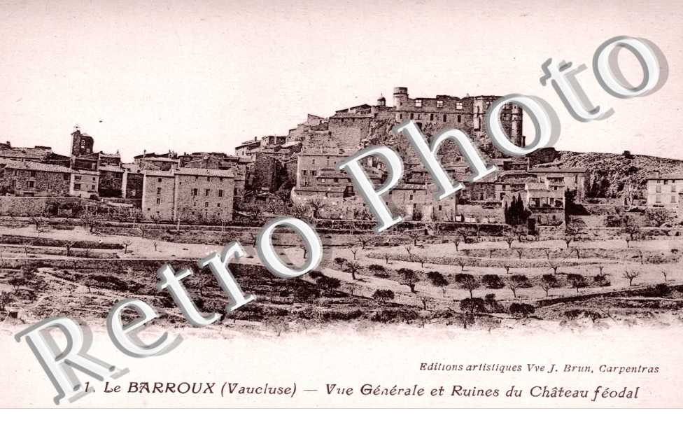 vue generale et Ruines du Chateau Feodal